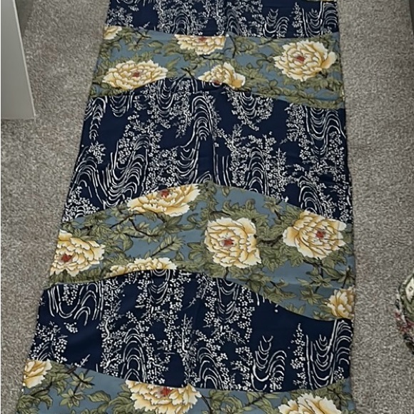 Diane Von Furstenberg Silk Scarf - Picture 2 of 2